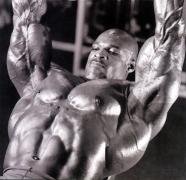 Ronnie_Coleman_75.jpg