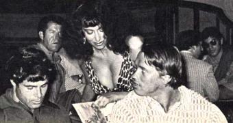 arnoldkelliebreasts.jpg