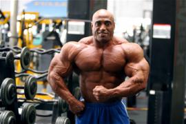 dennis_james_pre_co07_012.jpg