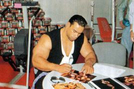 Kevin_Levrone_0041.jpg