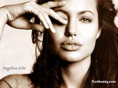 angelina_jolie38.jpg