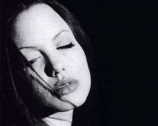 angelinajolie25.jpg