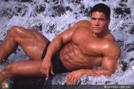 Javier_Datiz_fountain_24x36.jpg