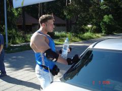 0IBFaa_Aworld200401.jpg