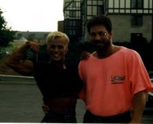 19890017_G.jpg