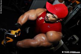 Roelly_BackBiceps_283229.jpg