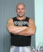 0154_pl_pers_ustinov_01.jpg