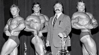 Arnold - 1973 Champs w. Weider.jpg