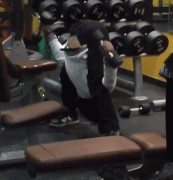 1512762193177615902.gif