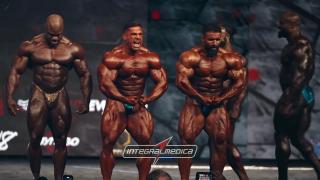 FINAIS OPEN MR.OLYMPIA 2025!! _ _confrontos em 4k_ - YouTube - 29_39.jpg
