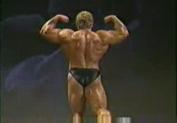 YouTube___Dorian_Yates_at_the_1992_Emerald_Cup.jpg