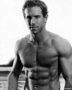 Ryan_Reynolds_392.jpg