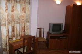 x_b78029d2.jpg