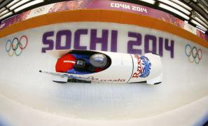 2014-02-05T144627Z_613679903_LM2EA2515LIE3_RTRMADP_3_OLYMPICS-BOBSLEIGH_0.JPG