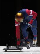 2014-02-05T182242Z_1524397834_GM1EA2606BX01_RTRMADP_3_OLYMPICS-SKELETON_0.JPG