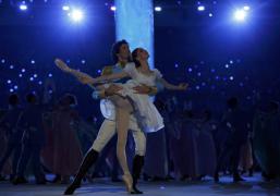 2014-02-07T185755Z_512926797_TB3EA271GO8QT_RTRMADP_3_OLYMPICS-CEREMONY.JPG