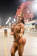 1267536-gracyanne-barbosa-arrasa-em-ensaio-tecni-950x0-1.jpg