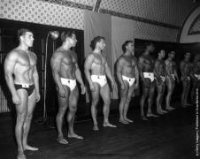 Photos of Bodybuilders in The Past (12).jpeg