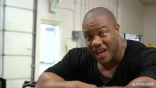 Phil_Heath___The_Gift_Unwrapped.mp4_snapshot_00.19.52__2010.03.13_19.44.37_.jpg