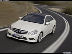 mercedes_benz_2010_e_class_coupe_800x600_1.jpg
