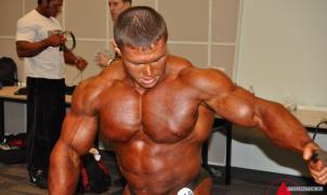 ALEX_PEAK_AC8.jpg