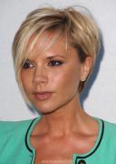 24-victoria-beckham-hairstyle-short-blonde.jpg