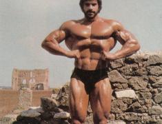 Lou-Ferigno-Front-Latspread.jpg