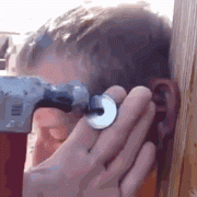 1457605570120547424.gif
