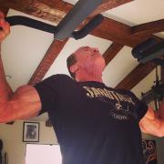 arnie_getting_ripped_2.jpg