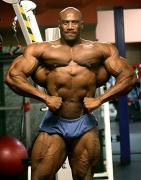 black_bodybuilder_joel_stubbs_003.jpg