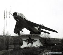 f1230bf225e4.jpg