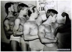 1968г._В._Дурненко__В.Пономарев__В._Хамдеев__А_Чернавин.jpg