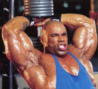 KevinLevrone_FLX_ChrisLund_320.jpg