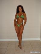 Christine_Lanois_47_yrs_of_age___2_Weeks_to_the_Arnold_Classic3.JPG