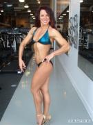 Christine_Lanois___47___8_wks_out_to_the_Arnold_Amateur_Classic1.JPG