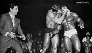 Schwarzenegger_7541.jpg