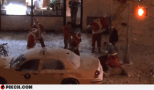 драка санты.gif