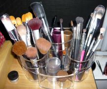 05-06-12 My make up brushes.jpg
