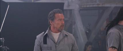 arnold-schwarzenegger-the-tomb.jpg
