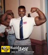 Big Ronnie Coleman - 013 - www.Musclebase.Blogspot.com.JPG