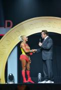 Arnold Africa Fitness Winner Regiane Da Silva with Gov. Arnold Schwarzen....jpg