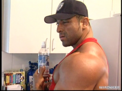 06_The_Battle_For_The_Olympia_2001.AVI___00052.png