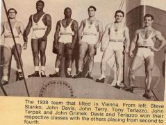 Сборная США по ТА Вена-1938.jpg