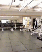гифки-спортзал-жим-лежа-6726105.gif