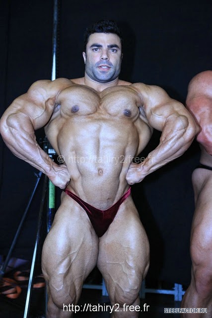 Eduardo Correa muscle