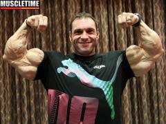 Paco_Bautista_crazy_arms_01.jpg