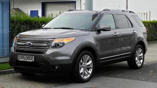 Ford_Explorer_-tvojauto.ru_.jpg