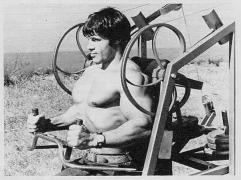 1971-01 1971IronManNautilusAds1.jpg