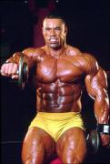 3645946_levrone.jpg