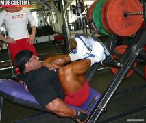 mustafa_legs12_20100801_1276948505.jpg